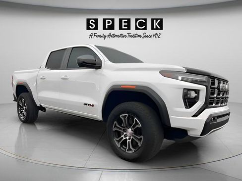 Used 2023 GMC Canyon AT4 w/ Canyon Safety Plus Package AWD/4WD image 6
