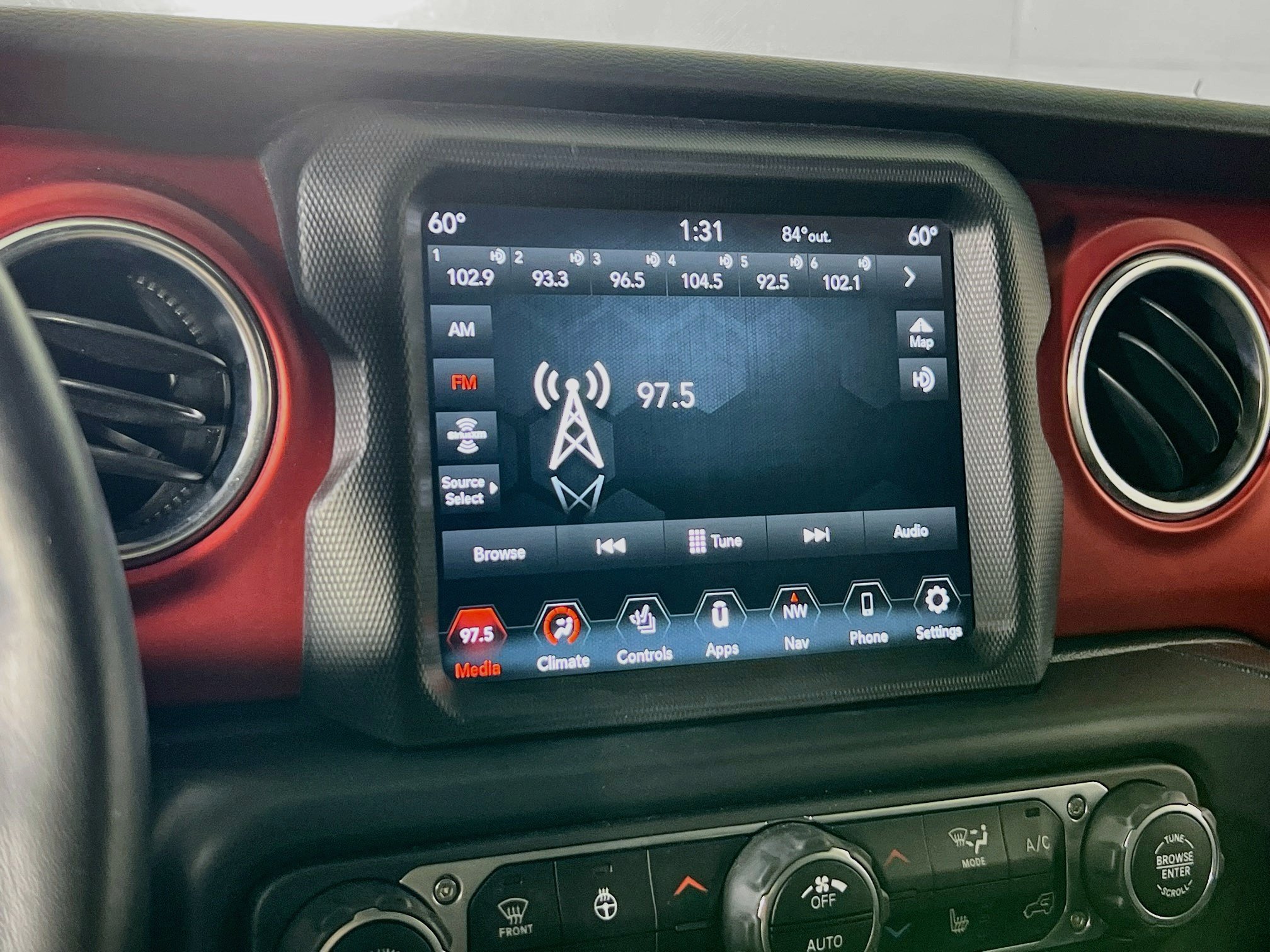 Used 2021 Jeep Wrangler Unlimited Rubicon AWD/4WD image 15