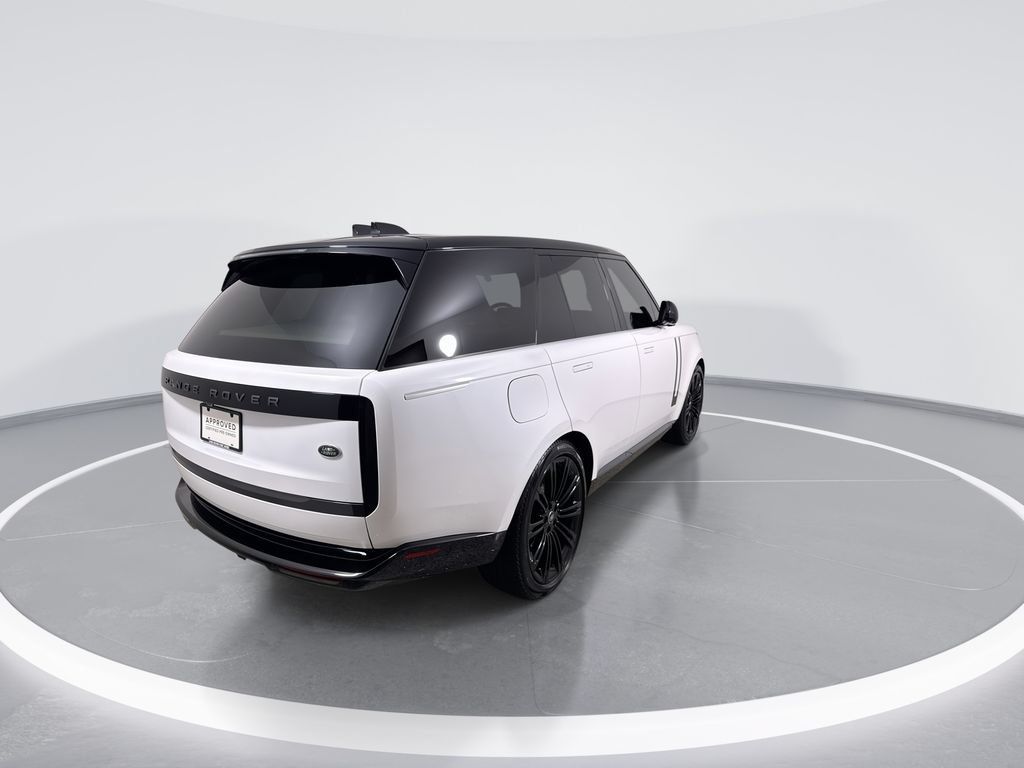 Used 2023 Land Rover Range Rover SE AWD/4WD image 8