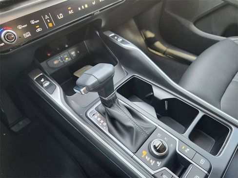 New 2026 Kia Sorento S w/ S Panoramic Sunroof Package image 30