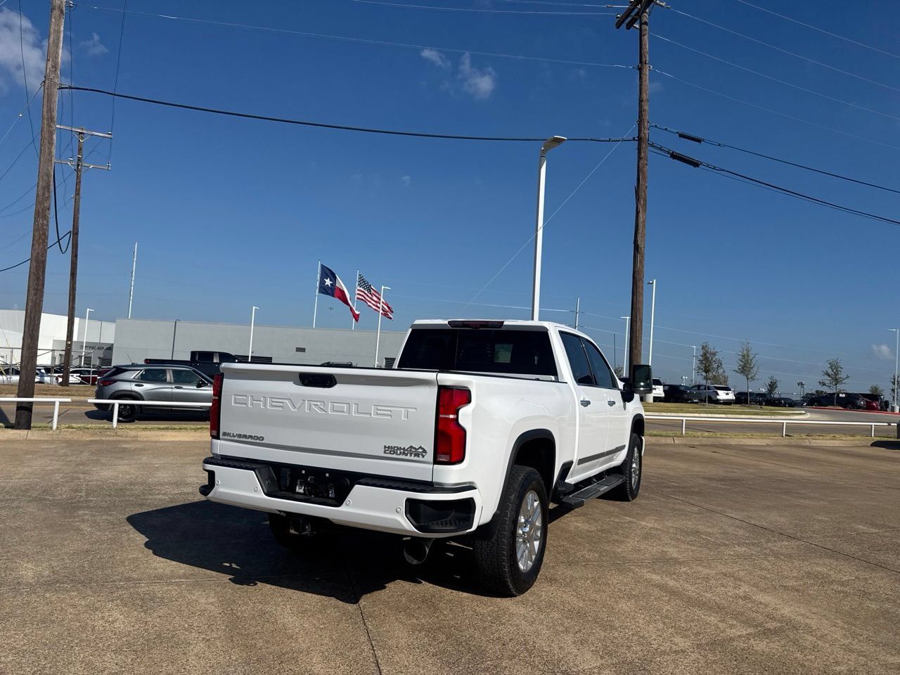 Used 2024 Chevrolet Silverado 2500 High Country w/ High Country Premium Package AWD/4WD image 22