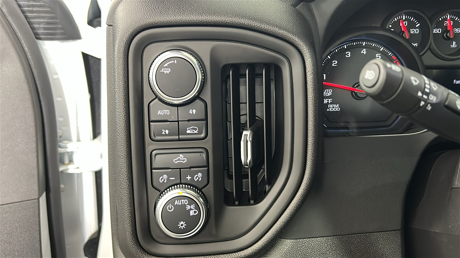 Used 2024 GMC Sierra 1500 Pro w/ Pro Value Package AWD/4WD image 23
