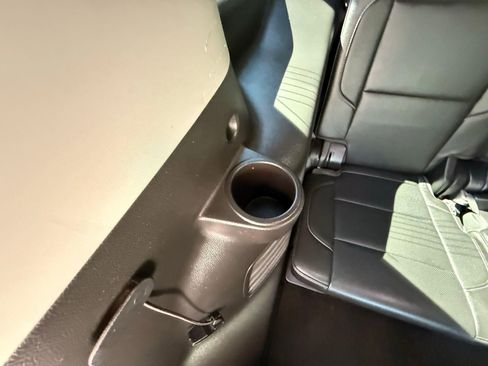 Used 2016 Chevrolet Tahoe LTZ image 28