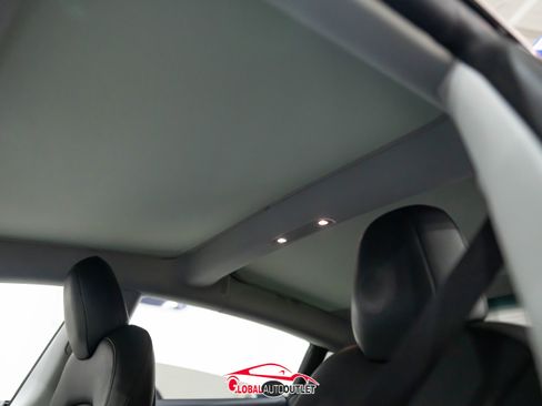 Used 2019 Tesla Model 3 Long Range image 33