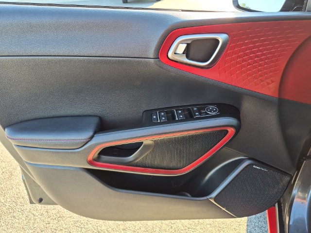Used 2020 Kia Soul GT-Line Turbo FWD image 12