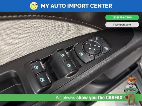 Used 2019 Ford Fusion SE w/ Equipment Group 151A image 11