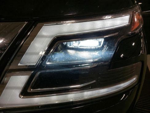 Used 2021 Nissan Armada Platinum w/ Captain's Chairs Package image 34