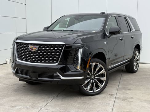 New 2026 Cadillac Escalade Luxury w/ Touring Package AWD/4WD image 2