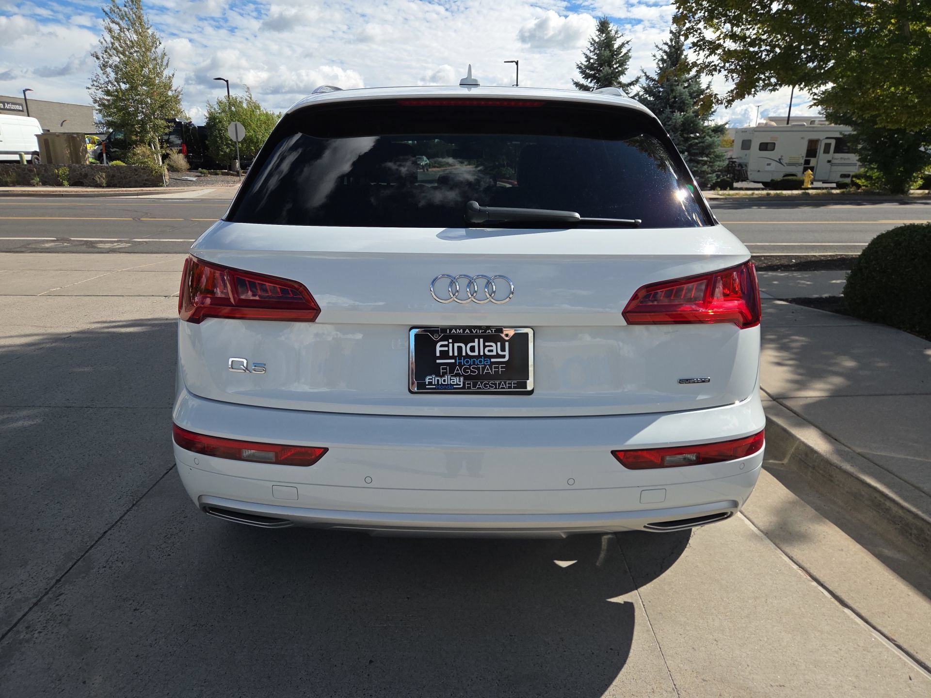 Used 2019 Audi Q5 2.0T Premium Plus w/ Premium Plus Package AWD/4WD image 5