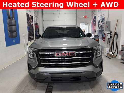 Used 2025 GMC Terrain Elevation image 2