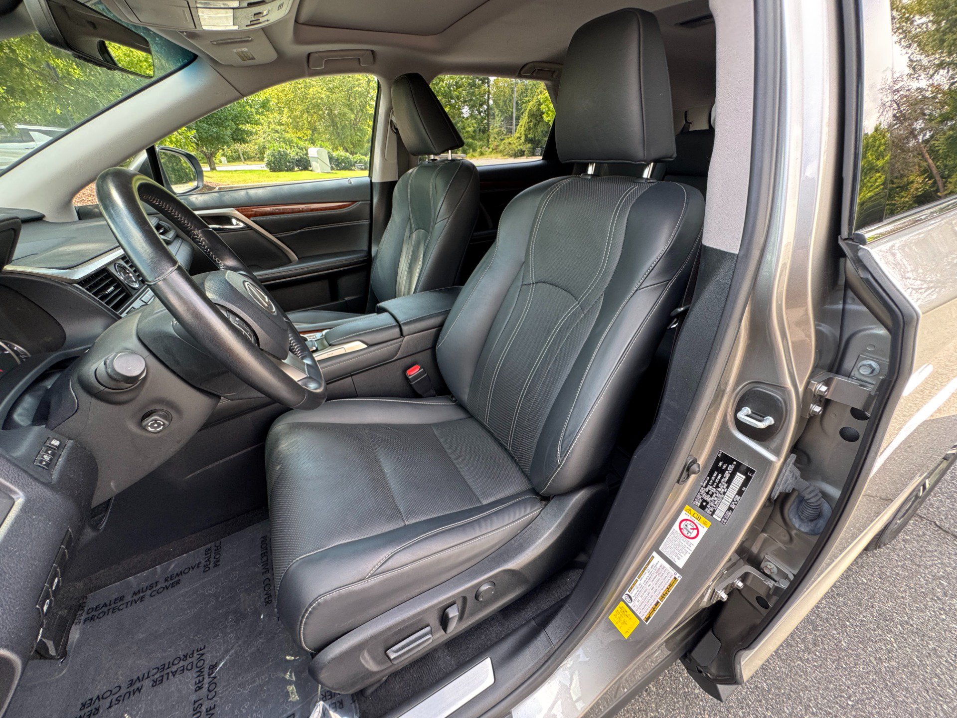Used 2019 Lexus RX 350L AWD image 29