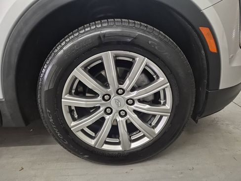 Used 2021 Cadillac XT4 Premium Luxury w/ Cold Weather Package image 10