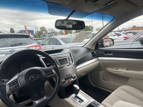 Used 2014 Subaru Outback 2.5i Premium AWD/4WD image 32