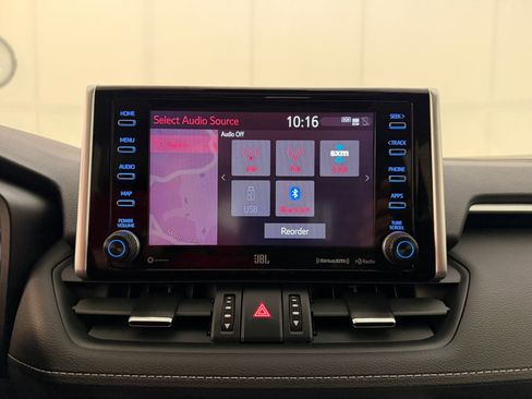 Used 2021 Toyota RAV4 Limited image 23