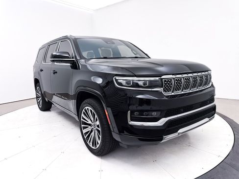 Used 2022 Jeep Grand Wagoneer Series III w/ Flexible Seating Group image 16