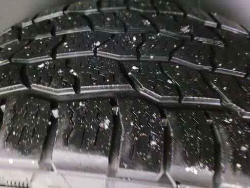 Used 2013 RAM 1500 Sport w/ Sport Premium Group image 23