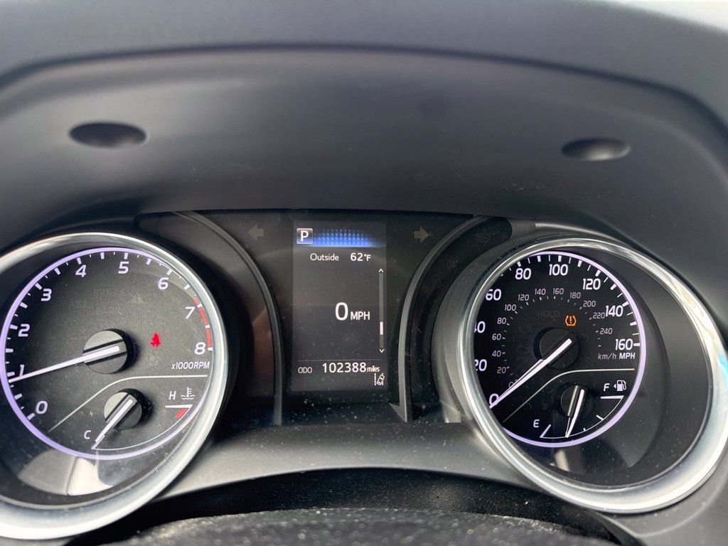 Used 2018 Toyota Camry LE FWD image 18