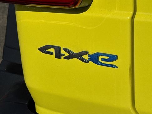 Certified 2023 Jeep Wrangler Unlimited Rubicon 4xe image 13