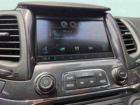 Used 2015 Chevrolet Impala LTZ FWD image 25