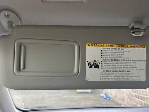 Used 2018 Toyota RAV4 XLE w/ All Weather Liner Package FWD image 37
