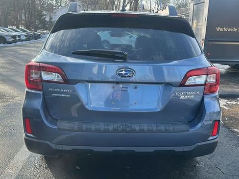 Used 2017 Subaru Outback 2.5i Limited image 7