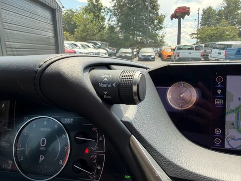Used 2019 Lexus ES 350 w/ Premium Package FWD image 25