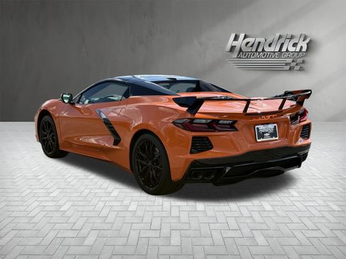 Used 2023 Chevrolet Corvette Stingray Premium Conv w/ Z51 Performance Package RWD image 7