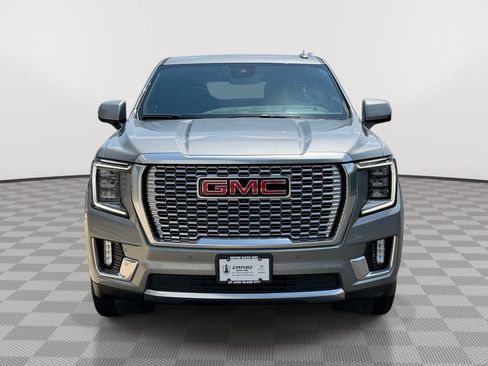 Used 2023 GMC Yukon XL Denali w/ Max Trailering Package AWD/4WD image 2