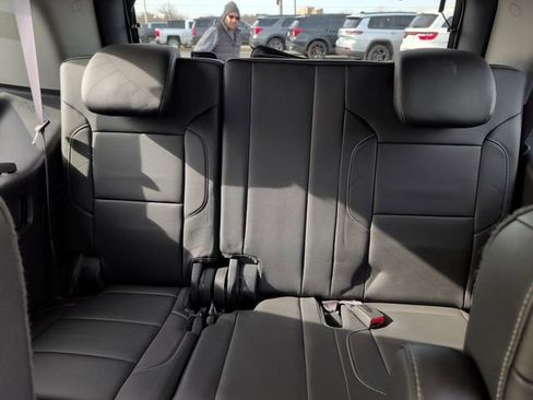 Used 2015 Chevrolet Tahoe LT image 32