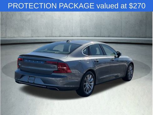 Used 2017 Volvo S90 T6 Momentum w/ Vision Package image 10