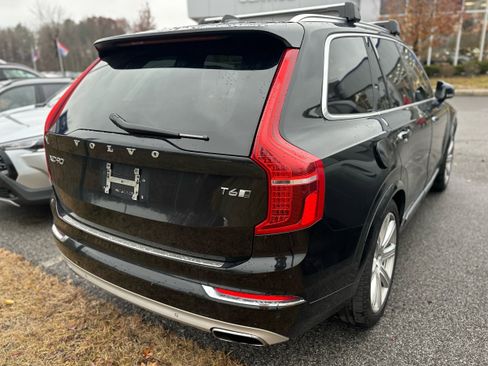 Used 2016 Volvo XC90 T6 image 2