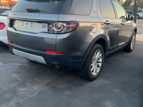 Used 2016 Land Rover Discovery Sport HSE AWD/4WD image 3