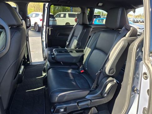 Used 2025 Honda Odyssey Sport-L image 11
