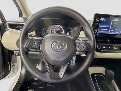 Used 2022 Toyota Corolla LE FWD image 13