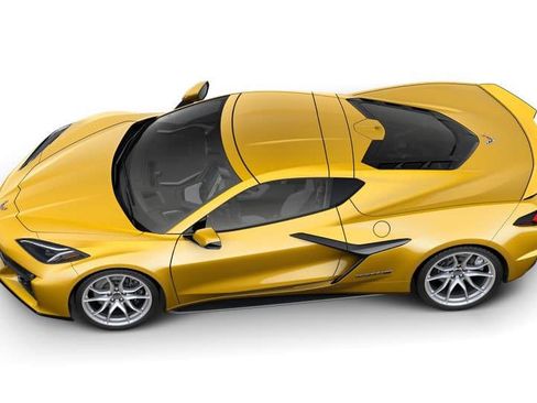 New 2027 Chevrolet Corvette Grand Sport w/ Z52 Sport Performance Package RWD image 9