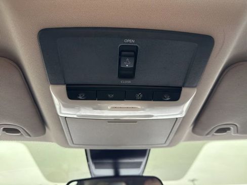 Used 2022 Nissan Altima 2.5 SR w/ Midnight Edition Package image 25