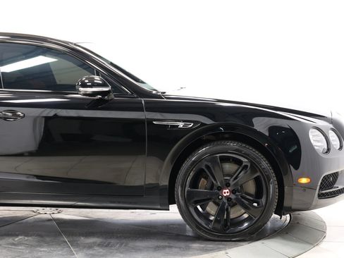 Used 2018 Bentley Flying Spur S V8 w/ Black Edition AWD/4WD image 76