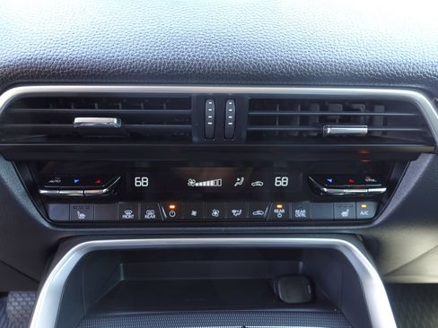 Certified 2024 MAZDA CX-90 3.3 Turbo w/ Preferred Plus AWD/4WD image 46