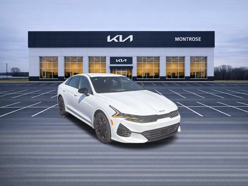 Used 2024 Kia K5 GT-Line w/ GT-Line Premium Package FWD image 3