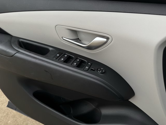 Used 2022 Hyundai Tucson SEL FWD image 26