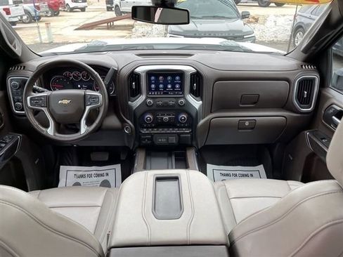 Used 2022 Chevrolet Silverado 2500 LTZ w/ LTZ Texas Edition AWD/4WD image 11