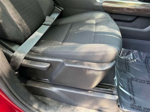 Used 2023 Chevrolet Silverado 1500 LT image 12