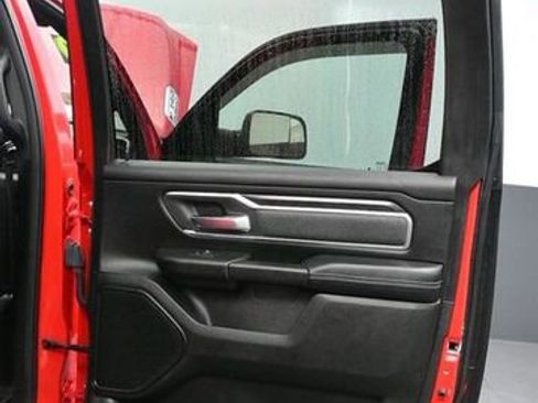 Used 2019 RAM 1500 Big Horn image 11