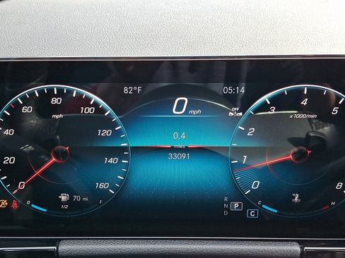 Used 2022 Mercedes-Benz GLA 250 4MATIC image 21