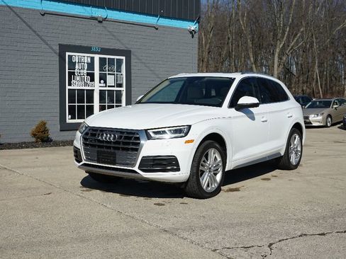 Used 2018 Audi Q5 2.0T Premium Plus w/ Premium Plus Package image 1