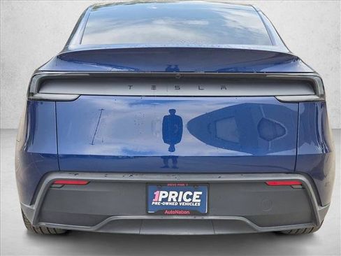 Used 2026 Tesla Model Y 2WD image 7