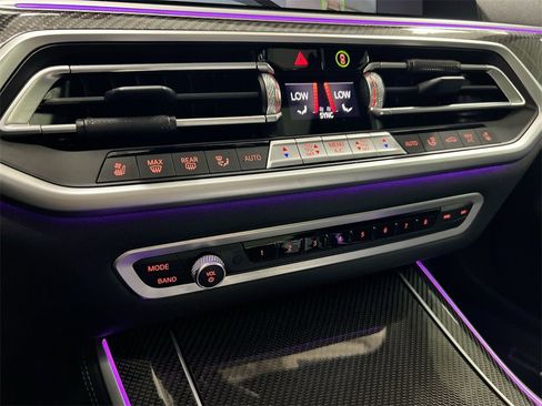 Used 2022 BMW X5 M50i w/ Executive Package image 17