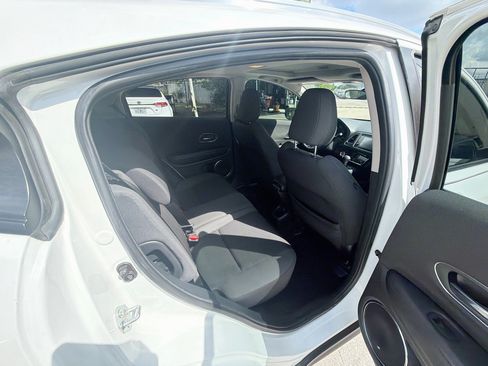 Certified 2022 Honda HR-V EX image 27