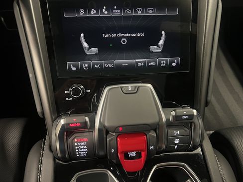Used 2023 Lamborghini Urus S AWD/4WD image 26