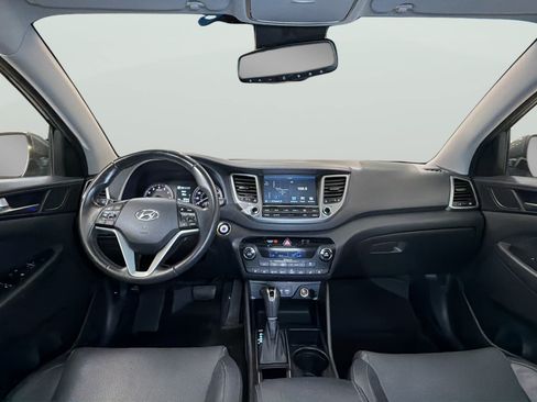 Used 2016 Hyundai Tucson Limited w/ Option Group 03 AWD/4WD image 30